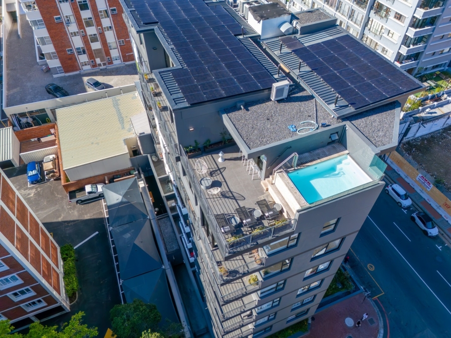 1 Bedroom Property for Sale in Sea Point Western Cape